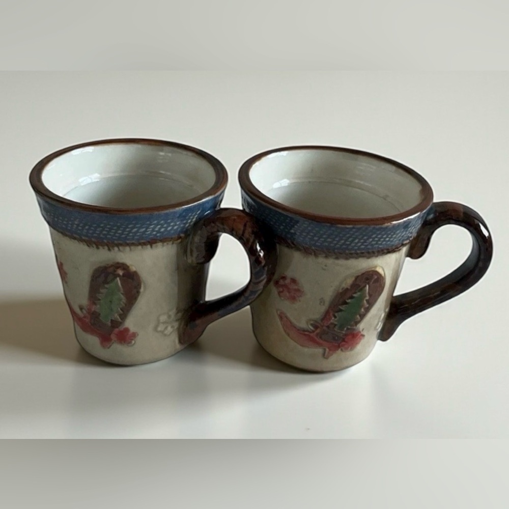 St Nicholas Square Canyon Ranch Christmas Mugs Set